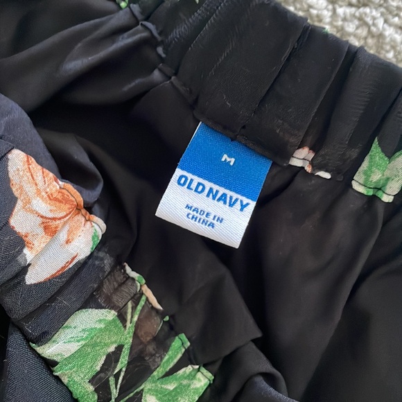 Old Navy Chiffon Floral Maxi Skirt - Picture 2 of 6